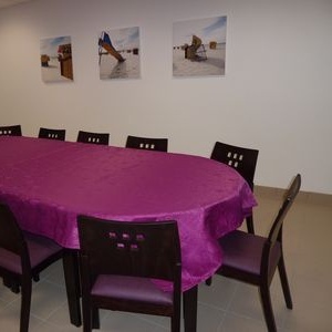 Salle à manger pour accueillir les familles
