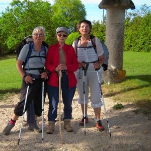 Les trois pèlerines sur le chemin