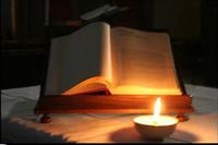 Nous avions préparé la table pour accueillir le LIVRE…