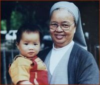 Théo et Sr Elisabeth