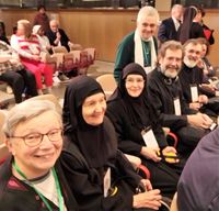 Lors du congrès, aperçu de Andrée et Germaine, sœurs du Christ Rédempteur