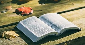 La Bible, lumière sur notre route…