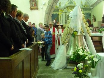 A Cherrueix, lors du baptême de la nouvelle cloche prénommée « Sr Angéline » le 16 mai 2016