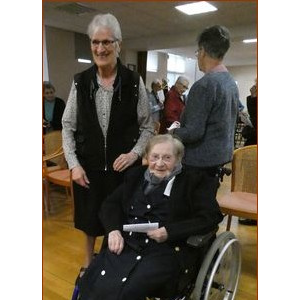 Sr Marie Angèle avec sœur Françoise
