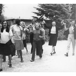 D - Temps de détente à notre session d'Antrain 1971