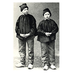 Les 2 jeunes voyants Joseph et Eugène Barbedette