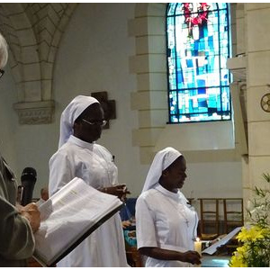 Rillé : Srs Mireille et Patience expriment leur engagement, en présence de la Supérieure Générale