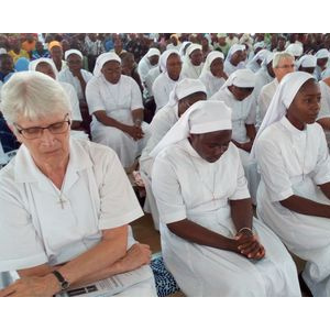 Sœurs du Christ Rédempteur lors de la célébration