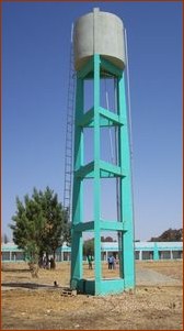Château d'eau construit pour la mission de Mogtedo