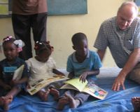 Le Délégué Général d'ATD Quart Monde en Haïti : « Bibliothèque de rue »