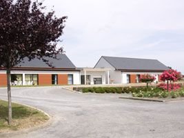 Le pavillon La Bretonnière : une petite partie des batiments de Chaudebœuf aujourd'hui Le pavillon La Bretonnière : une petite partie des batiments de Chaudebœuf aujourd'hui