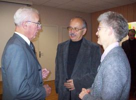 de g à d : Mr Jamin, Mr Godbert (nouveau Président), Sr Madeleine Seignoux (Supérieure Générale)
