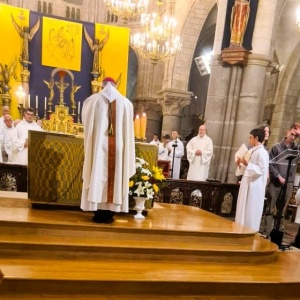 2 - Prostration pendant la litanie des saints