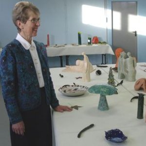 Lors d'une expo de ses œuvres à Melesse