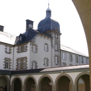 Rillé : Tour et cloître à ce jour