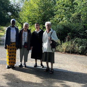 Sr Nahida en promenade