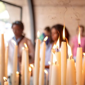 La grande place de la lumière à Lourdes…