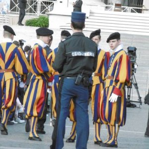 Les garde-suisses