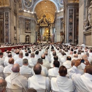 L'assemblée des diacres dans la Basilique St Pierre