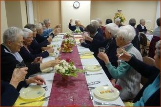 Un « apéritif dinatoire » pour fêter les anniversaires…